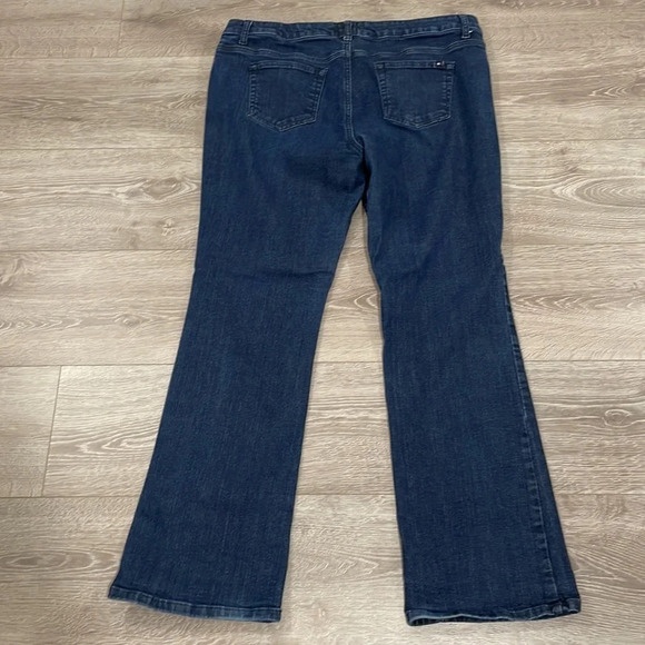 Tommy Hilfiger Classic Boot Dark Wash Denim Jeans 16R - Picture 13 of 13